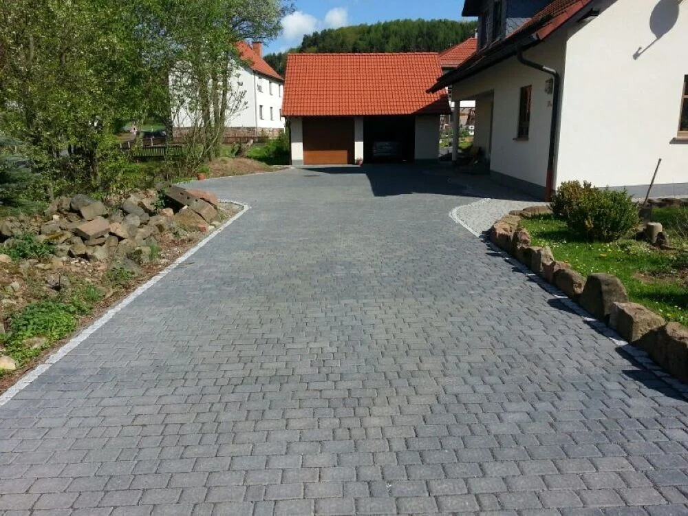 Altstadtpflaster in Anthrazit