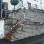 Böschungssteine als Treppenwange