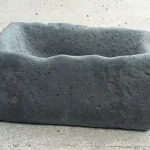Kleiner Pflanztrog aus Beton